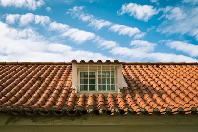 Shingle Options for San Diego Roofs: Asphalt, Wood, Tile, and Metal